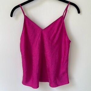 Victoria’s Secret Pink Light Floral Pattern Open Back Pink Fuchsia size small